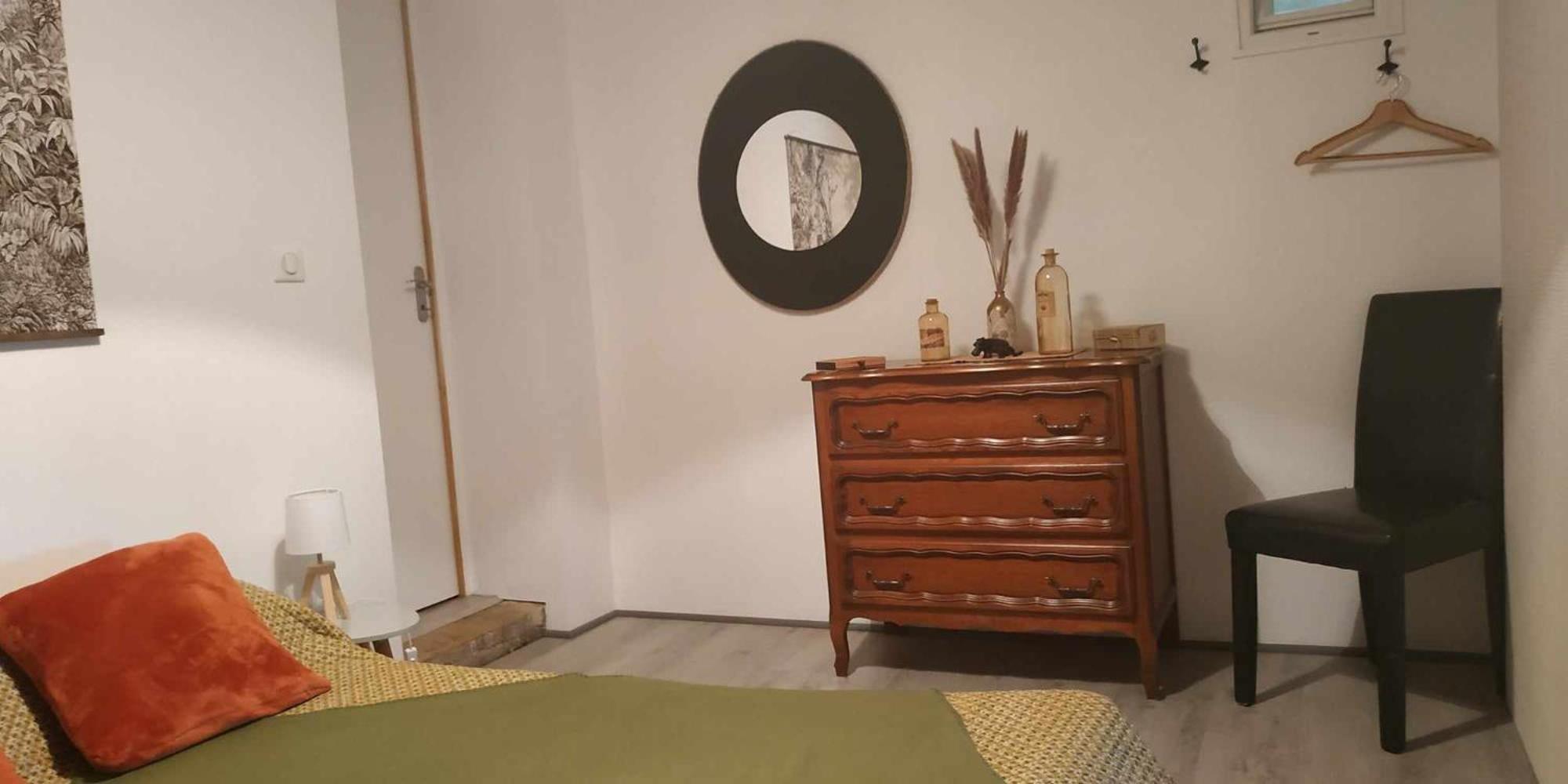 Apartment Rive De Saone 75m2.p'tit Dej.agreable & Spacieux.